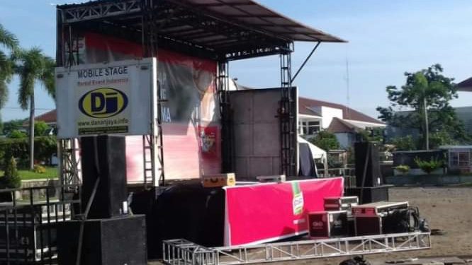 rental mobil stage mobil mushola